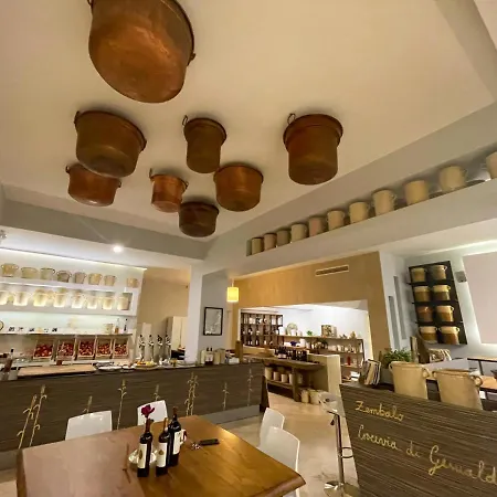 Zembalo 3*